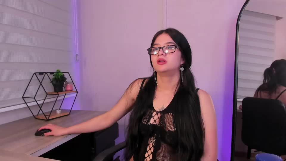 bella_corbin Adult Chat July 3, 2026