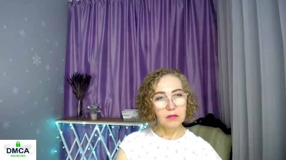 queen_a_n_i Adult Chat July 3, 2026