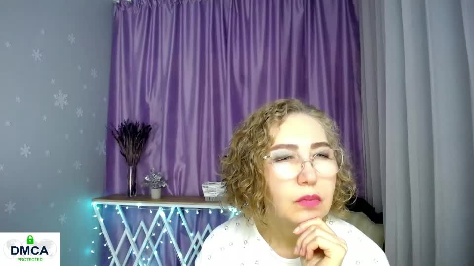 queen_a_n_i Adult Chat July 3, 2026