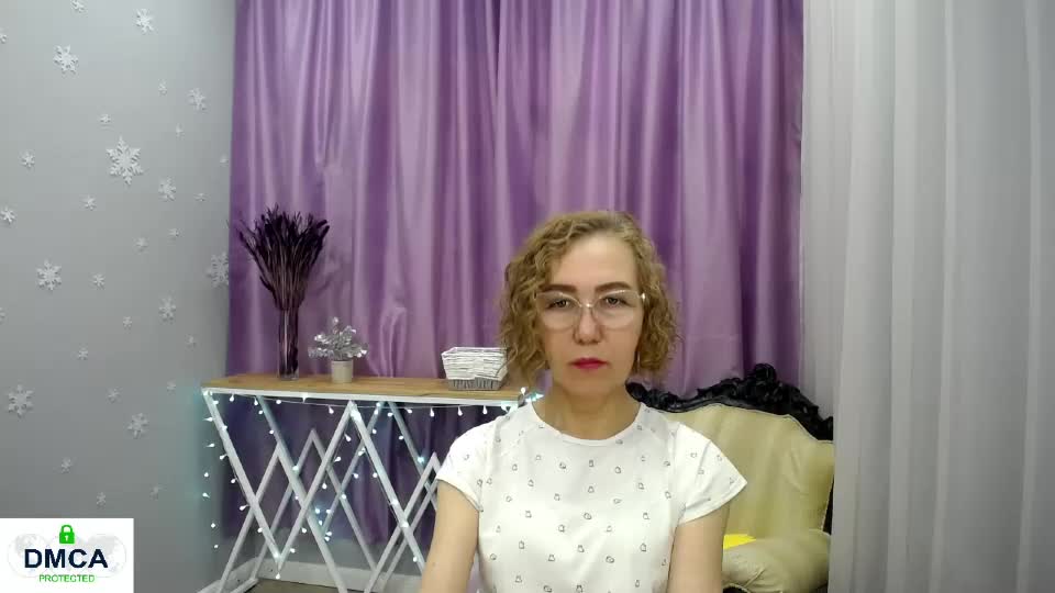 queen_a_n_i Adult Chat July 3, 2026