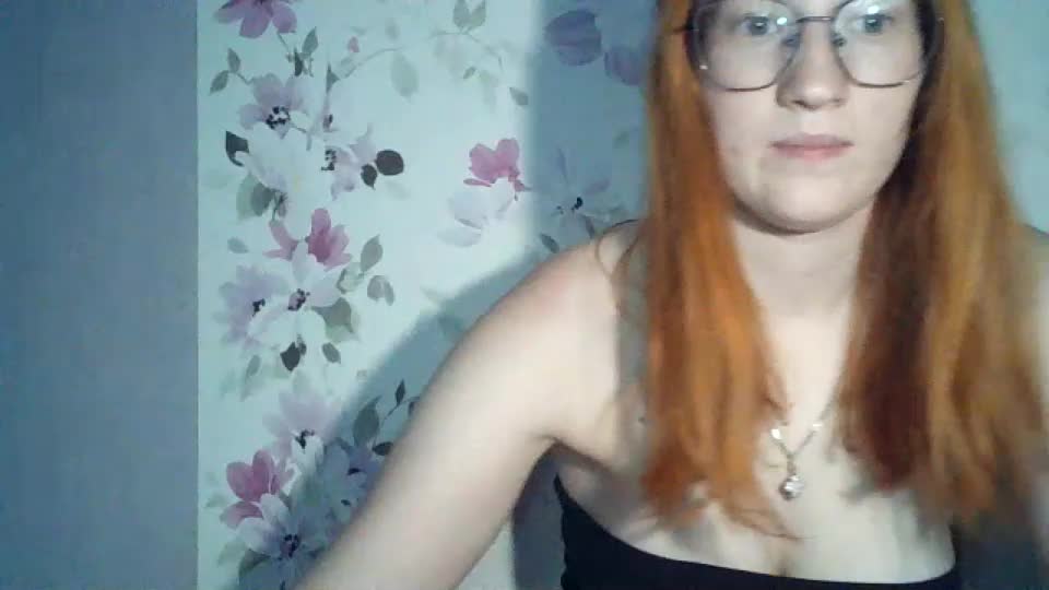 eveliina_shy Adult Chat July 4, 2026