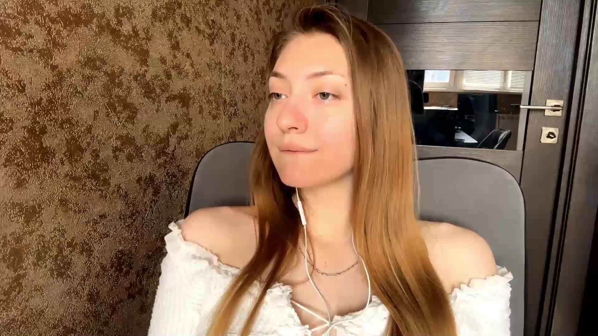 MyrticeDollen Adult Chat July 4, 2026