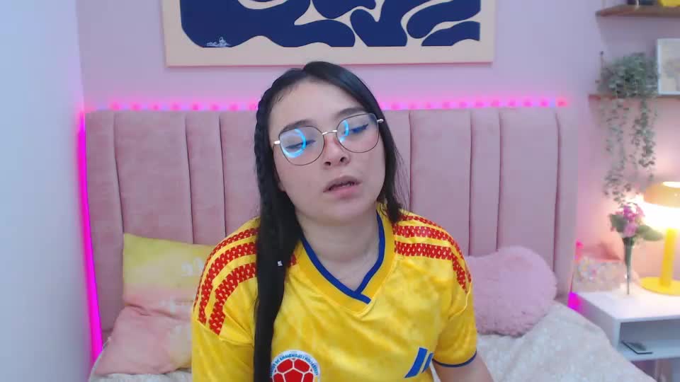 nahia__1 Adult Chat July 4, 2026