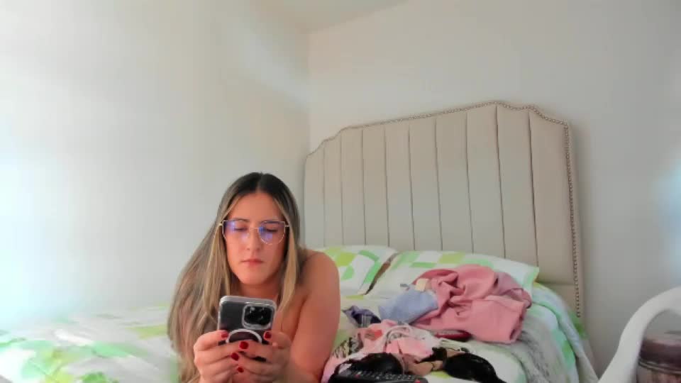 hannaa86 Adult Chat July 4, 2026