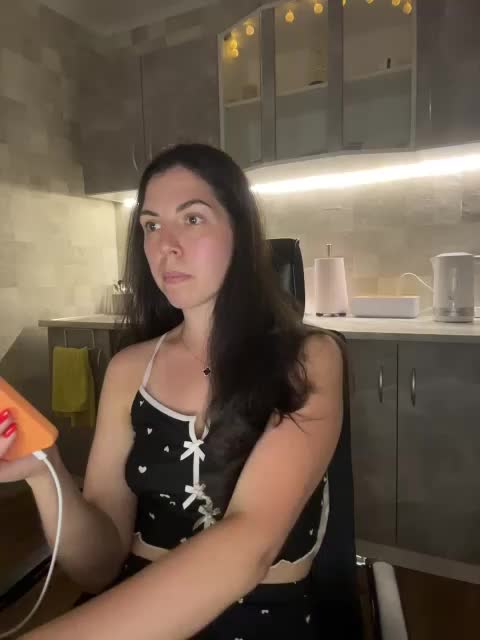 Vika19981 Adult Chat July 4, 2026