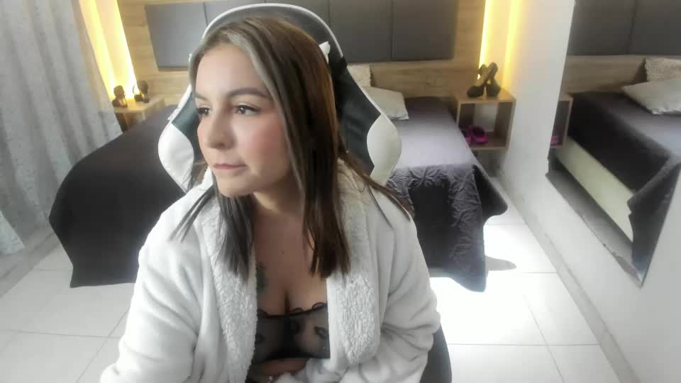 shannel_black Adult Chat July 5, 2026