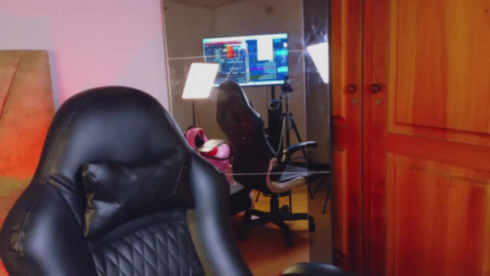 victoria_withmore Adult Chat July 5, 2026