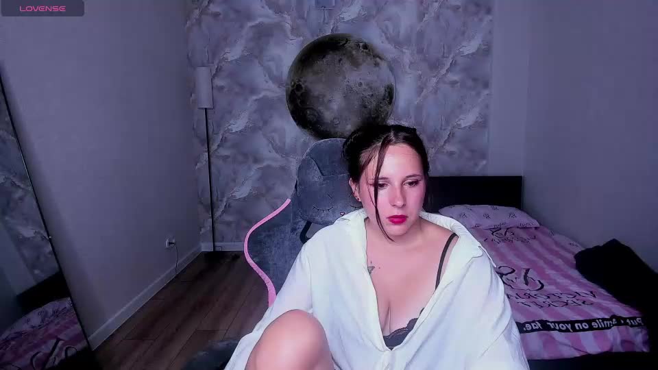 julia_shyy Adult Chat July 5, 2026