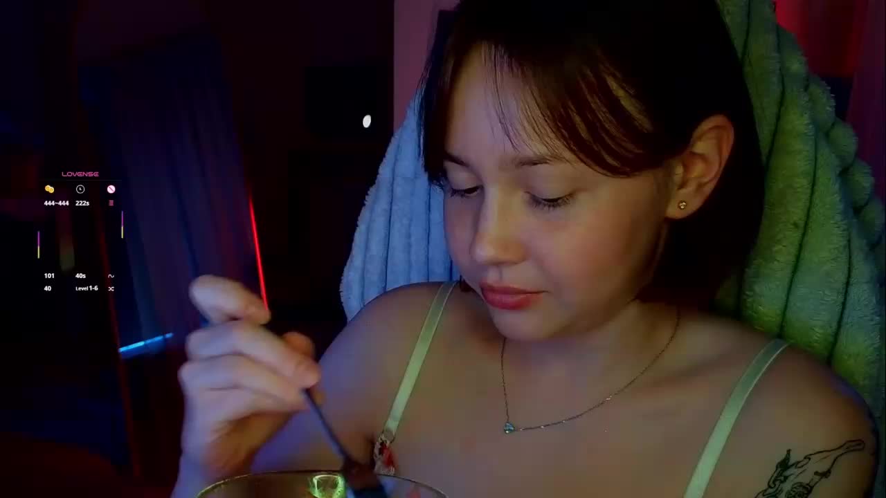 -sweetdreamss- Adult Chat July 5, 2026