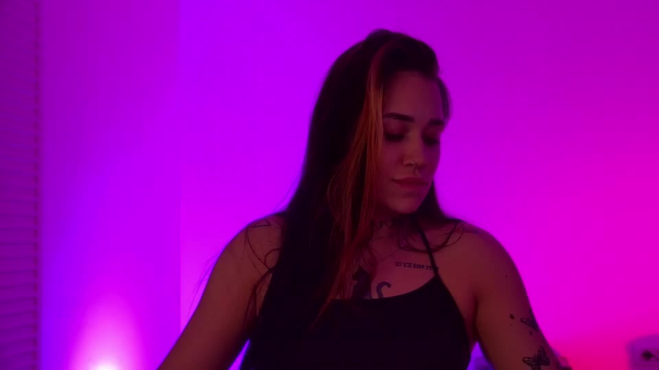 kyradesire Adult Chat July 6, 2026