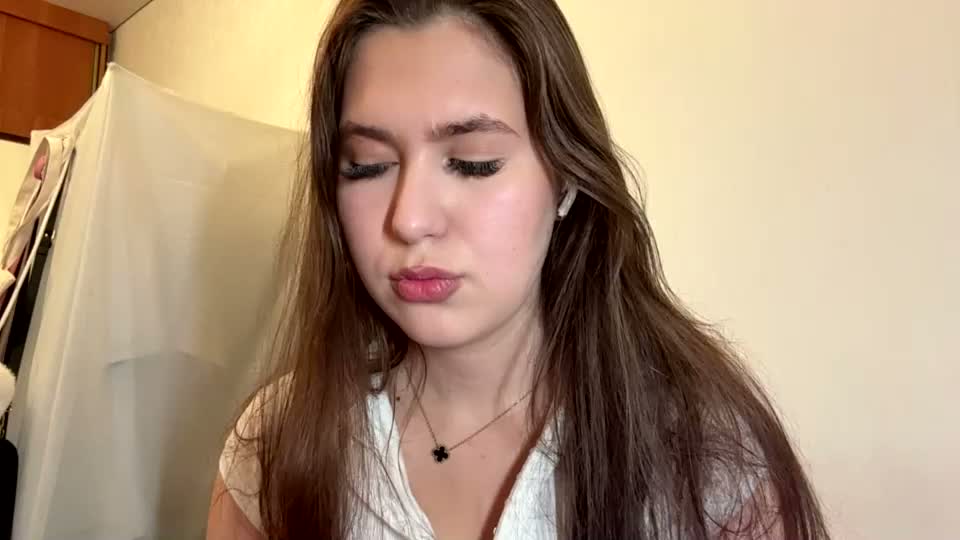 tracievanier Adult Chat July 6, 2026
