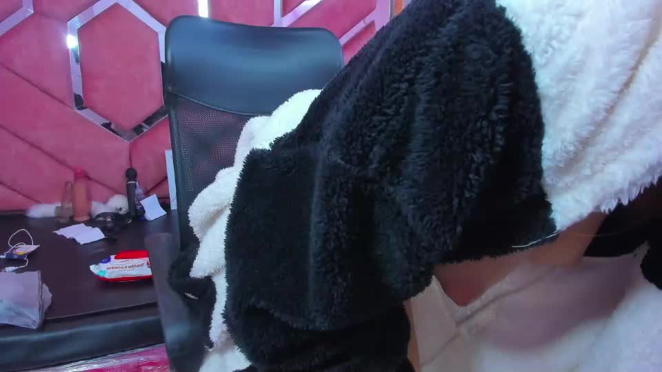 lili_starr Adult Chat July 6, 2026