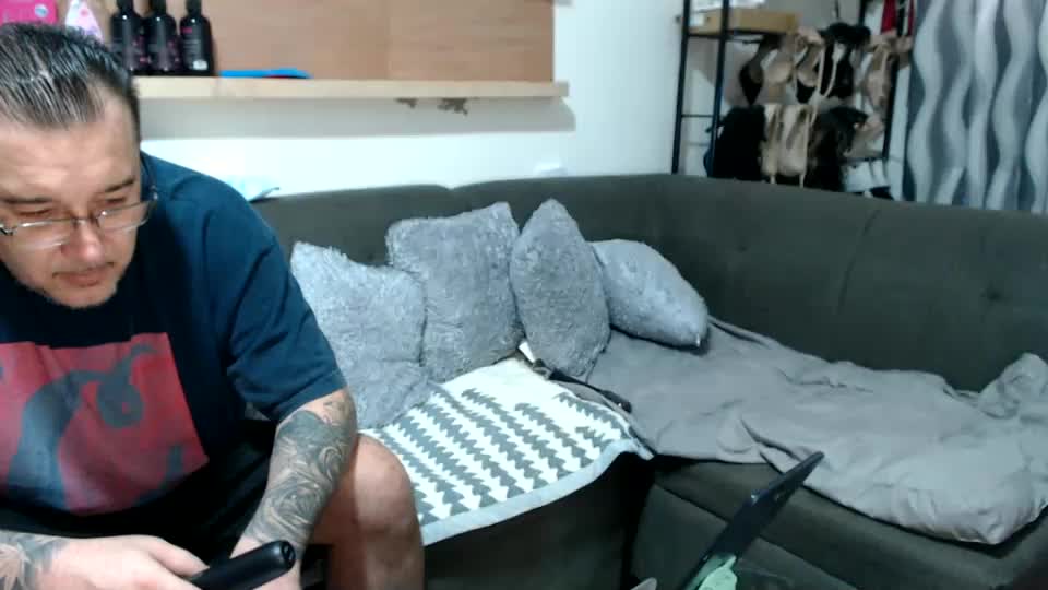 sexy_ginuin_couple Adult Chat July 6, 2026