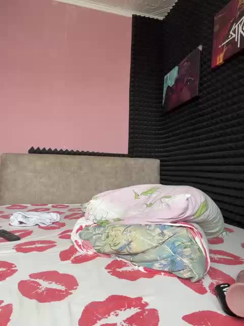 StrawberryGirl- Adult Chat July 6, 2026