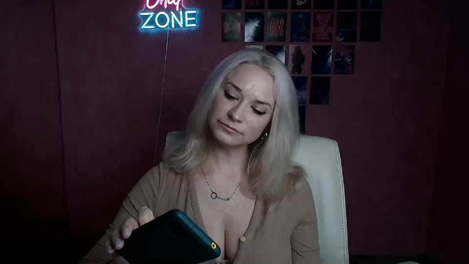 moonsusanna Adult Chat July 6, 2026