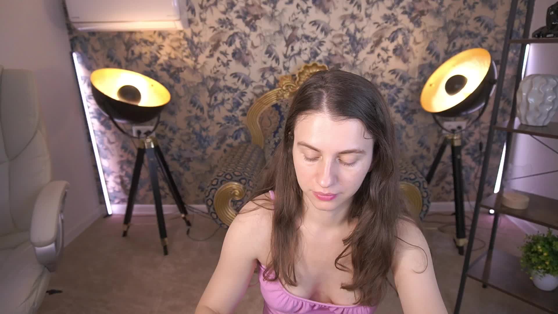 LittleJulii Adult Chat July 7, 2026