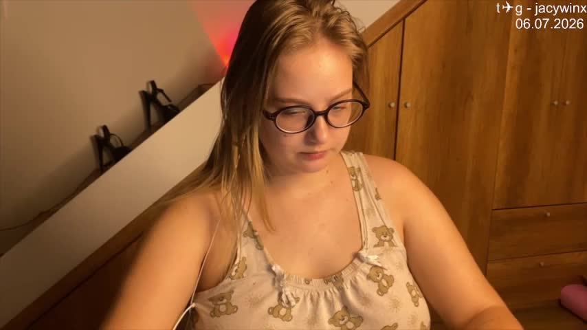 JacyWinslat Adult Chat July 7, 2026