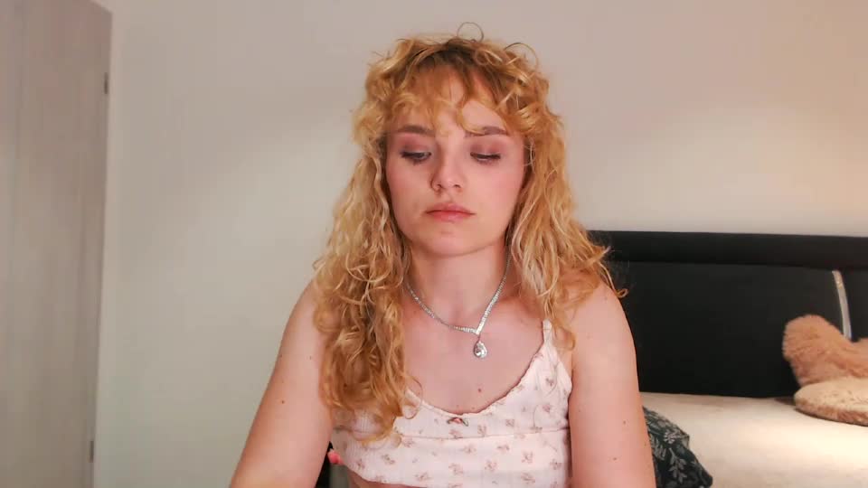 annaevv Adult Chat July 7, 2026