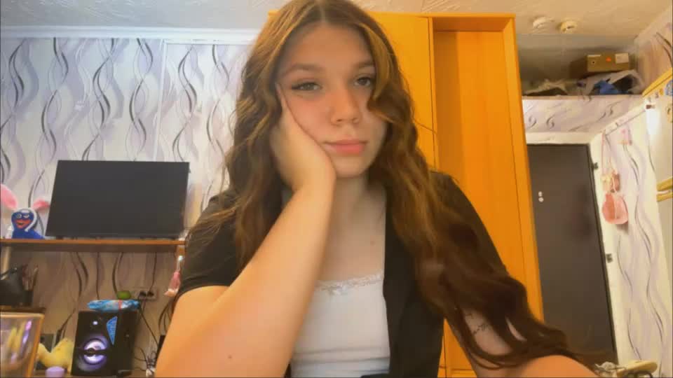 carleegarbutt Adult Chat July 8, 2026