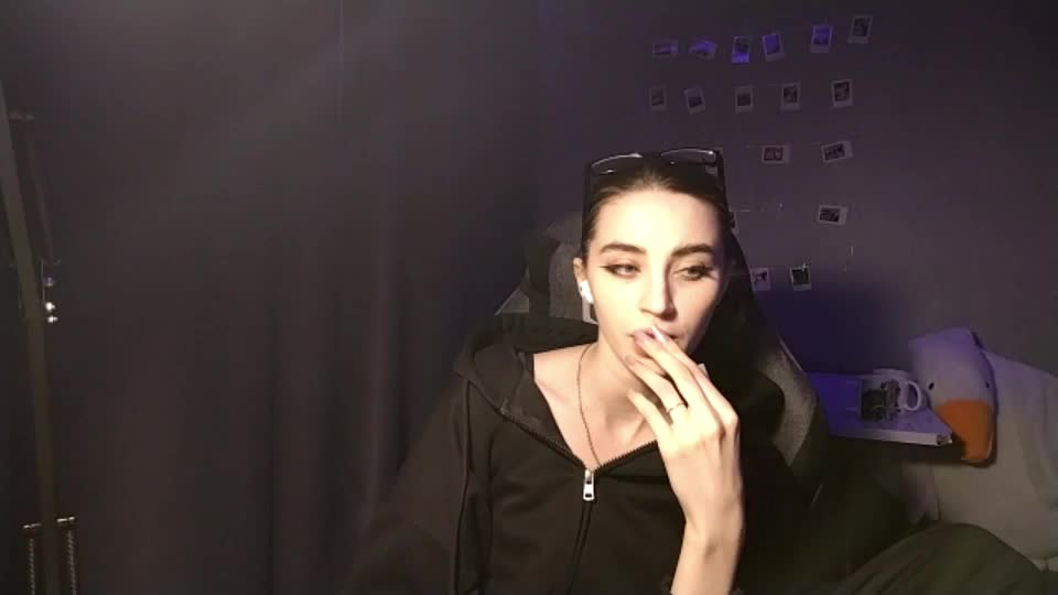 elinorashfield Adult Chat July 8, 2026