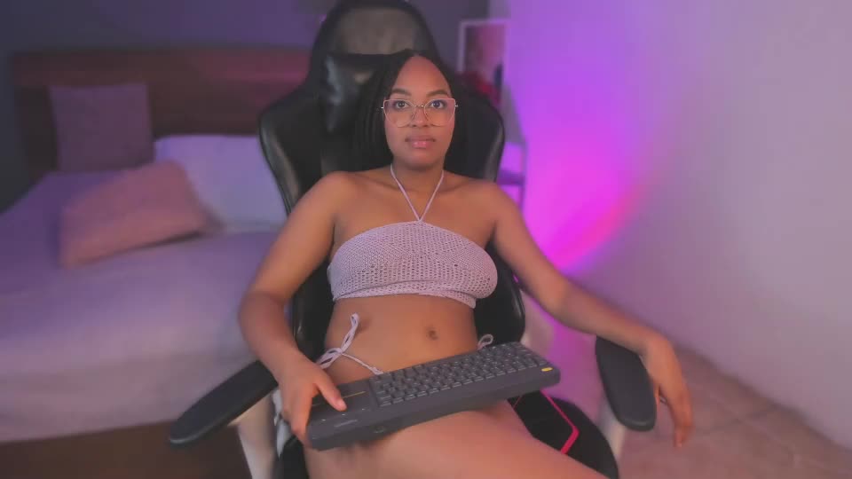 lynncute Adult Chat July 7, 2026