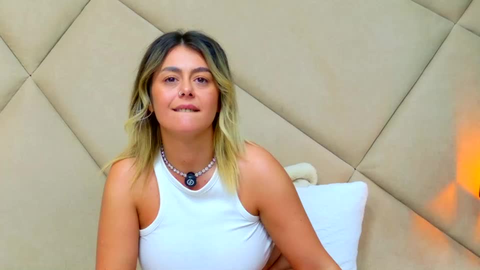 chloevee Adult Chat July 7, 2026