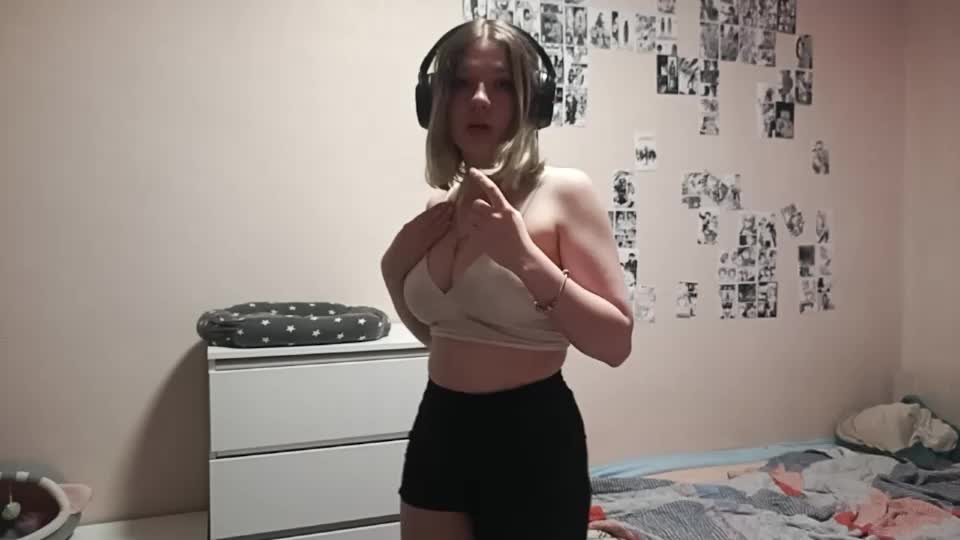adriannamalango Adult Chat July 8, 2026