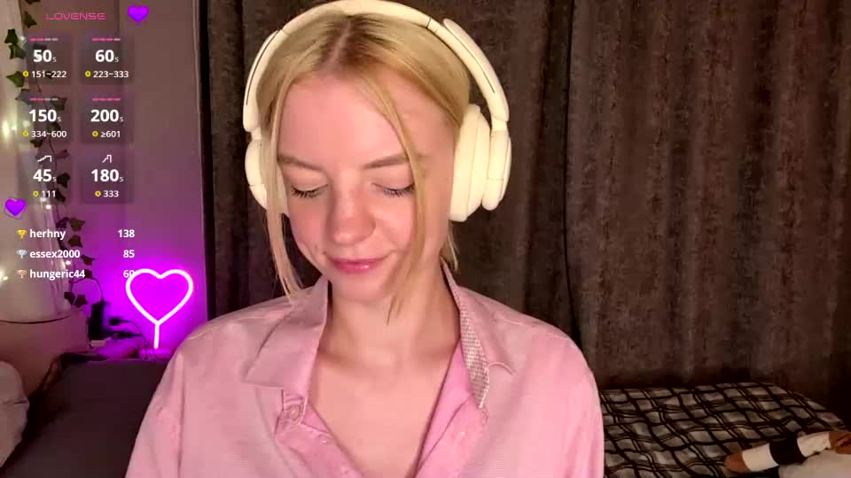 cristinekondo Adult Chat July 7, 2026