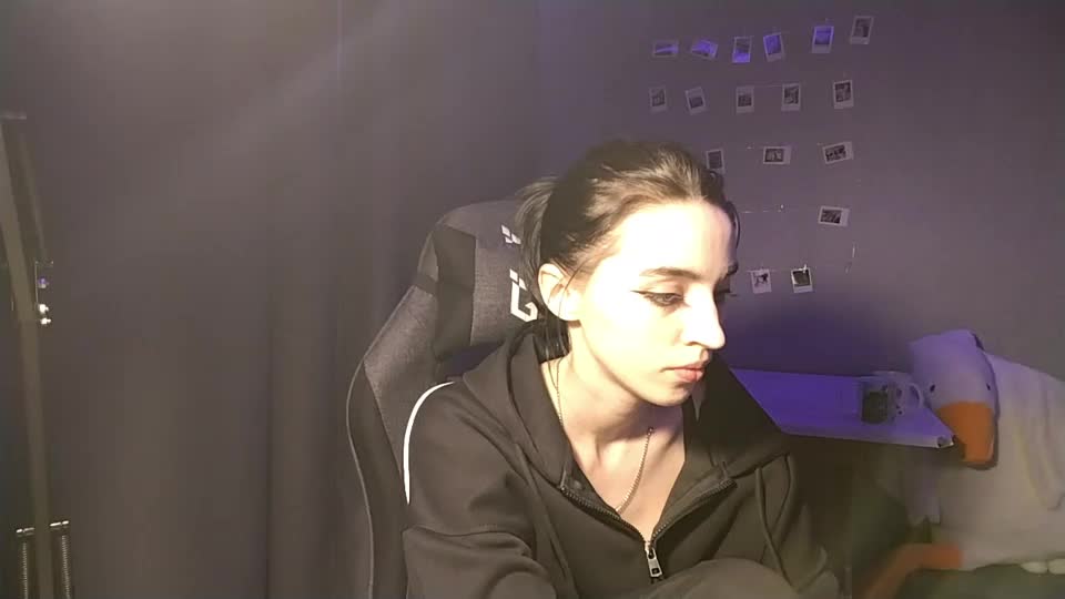 elinorashfield Adult Chat July 8, 2026