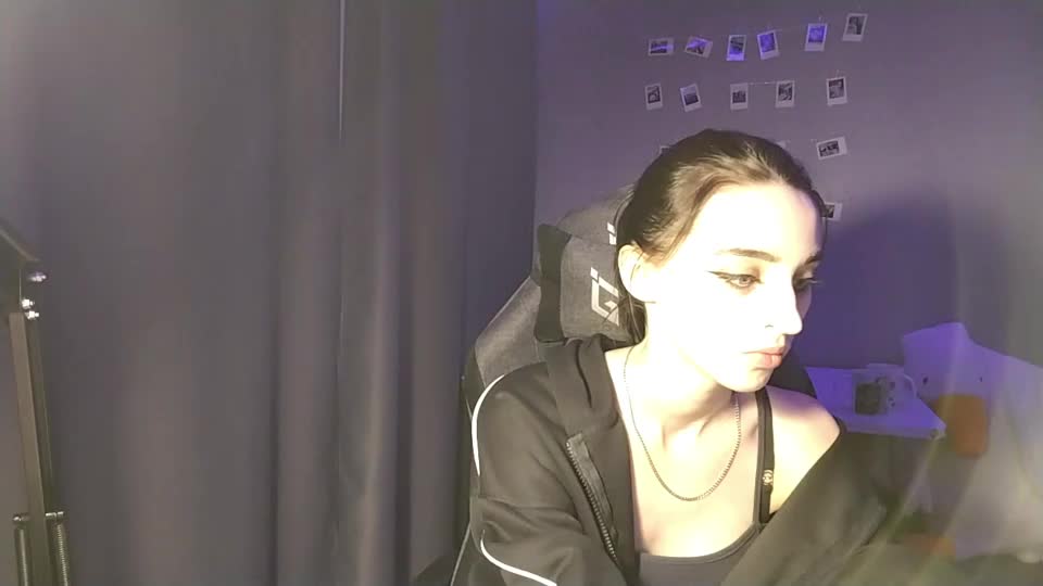 elinorashfield Adult Chat July 8, 2026