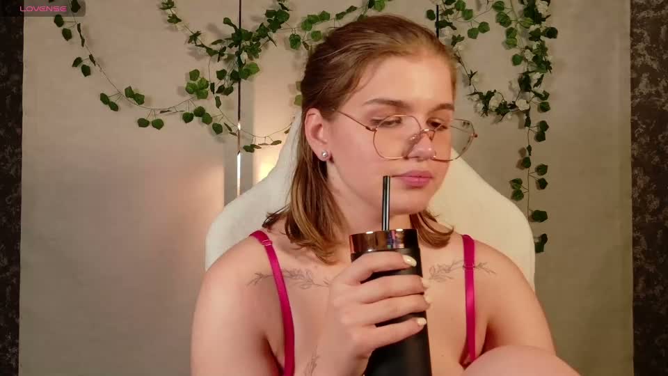 sophiemure Adult Chat July 7, 2026