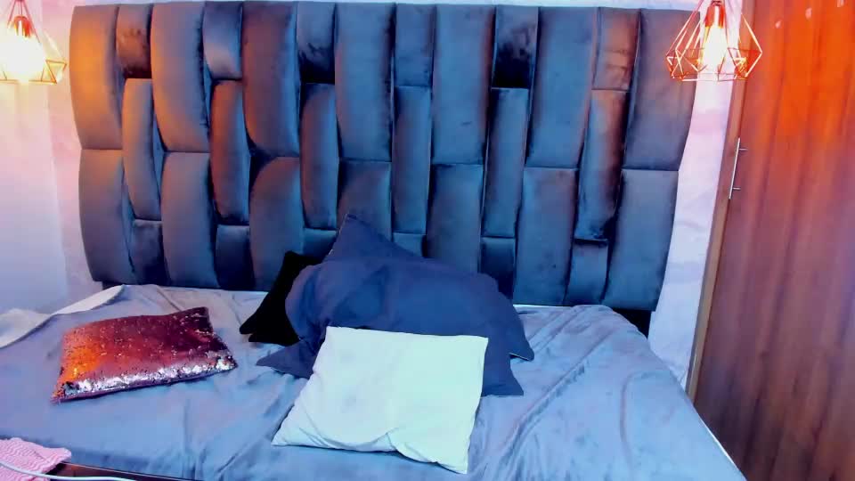 mia_ferrer18 Adult Chat July 8, 2026