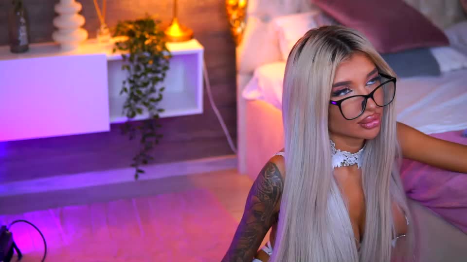 juicy_jessye Adult Chat July 8, 2026