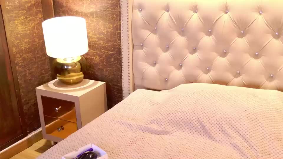 kiara_laylaa Adult Chat July 8, 2026