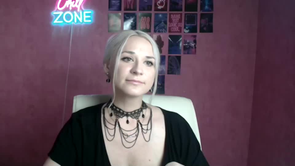 moonsusanna Adult Chat July 8, 2026