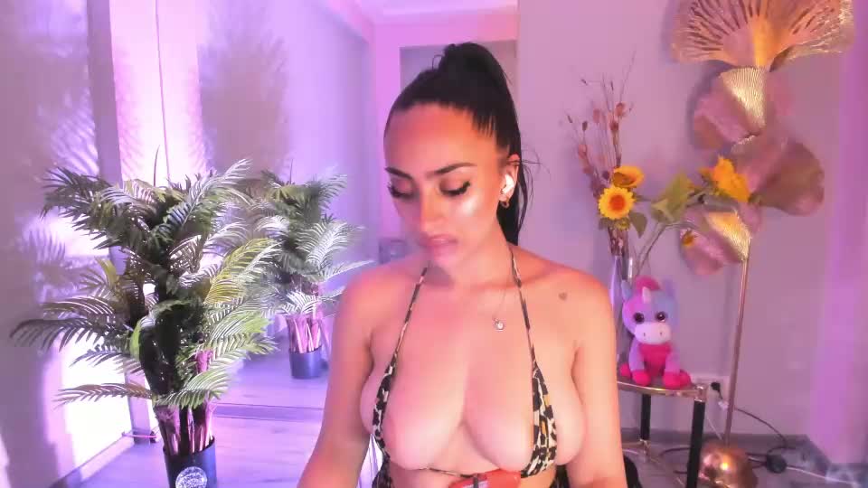cupcake_izzy Adult Chat July 8, 2026