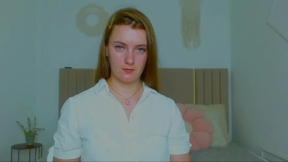 cutie_blushh Adult Chat July 8, 2026
