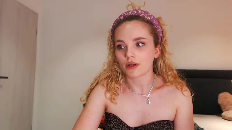 annaevv Adult Chat July 8, 2026