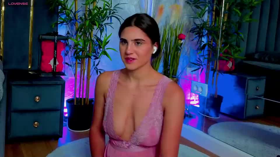 valery_evann Adult Chat July 8, 2026