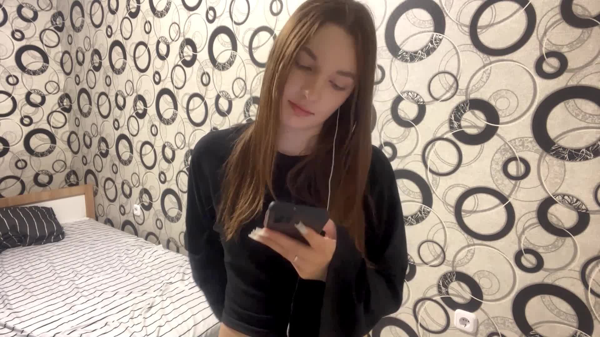 EveliaShimaoka Adult Chat July 8, 2026