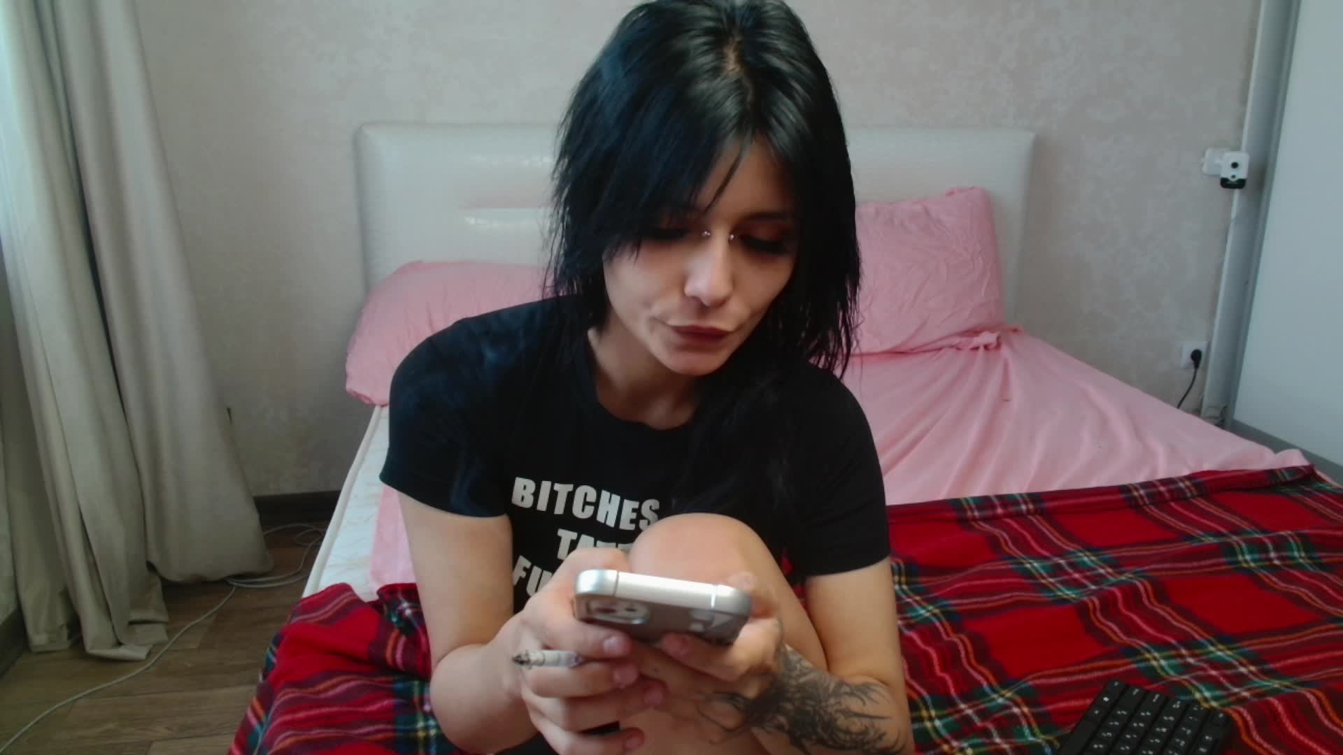 TheSluttyFox Adult Chat July 9, 2026