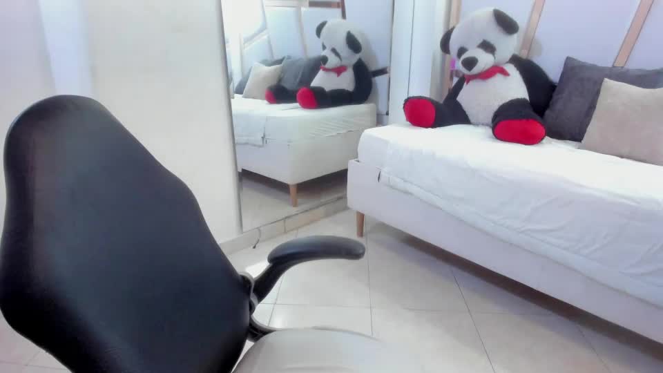 laritlov Adult Chat July 8, 2026