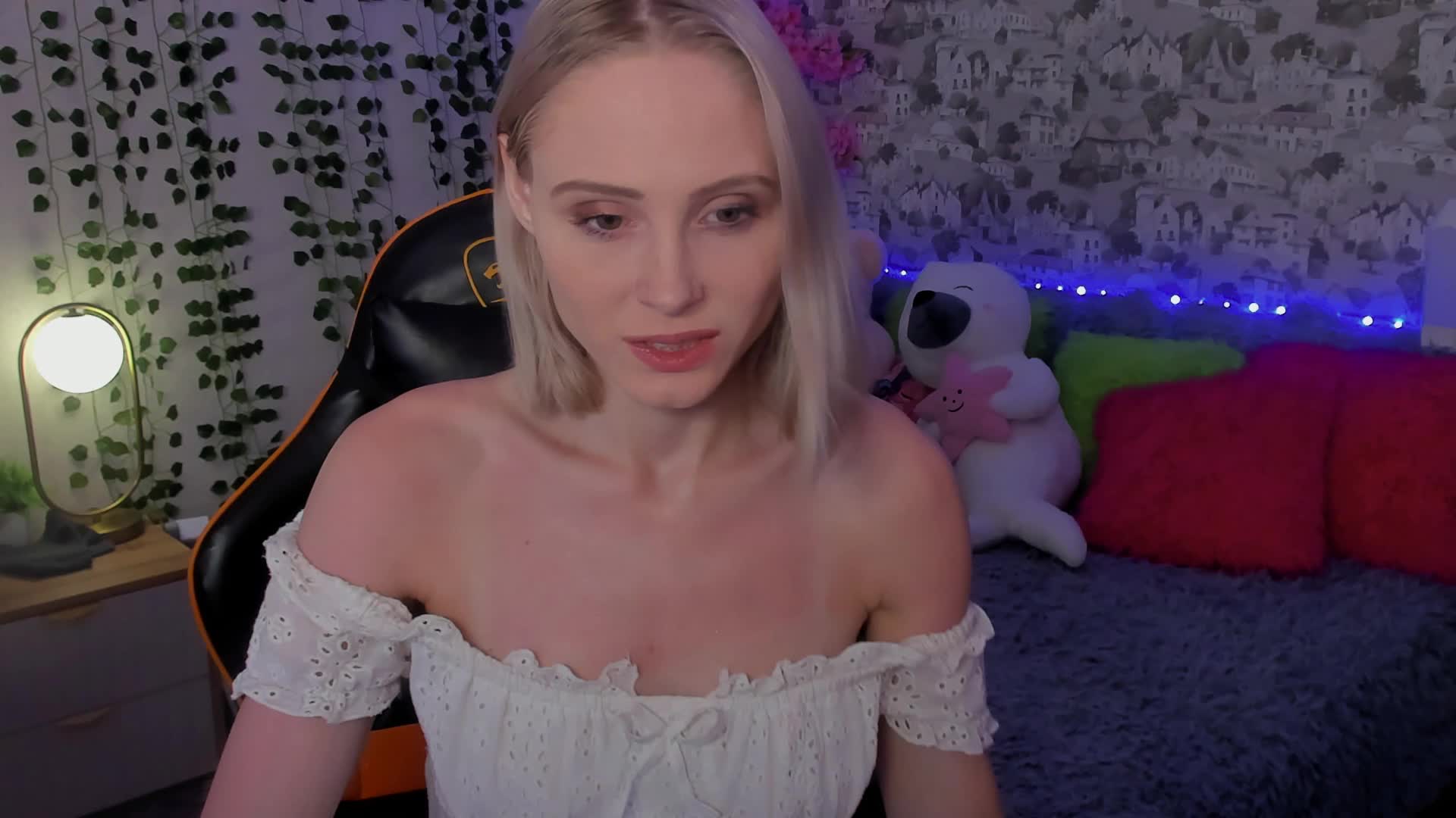 GinaGinaLove Adult Chat July 8, 2026