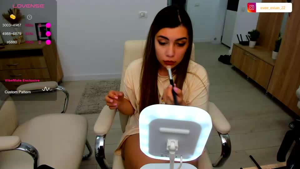 eveeevian Adult Chat July 8, 2026