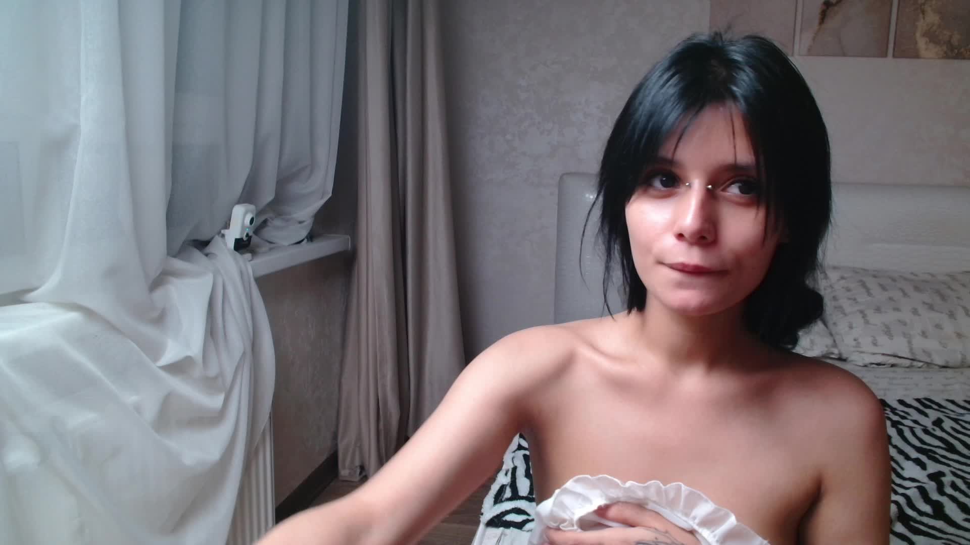 TheSluttyFox Adult Chat July 10, 2026