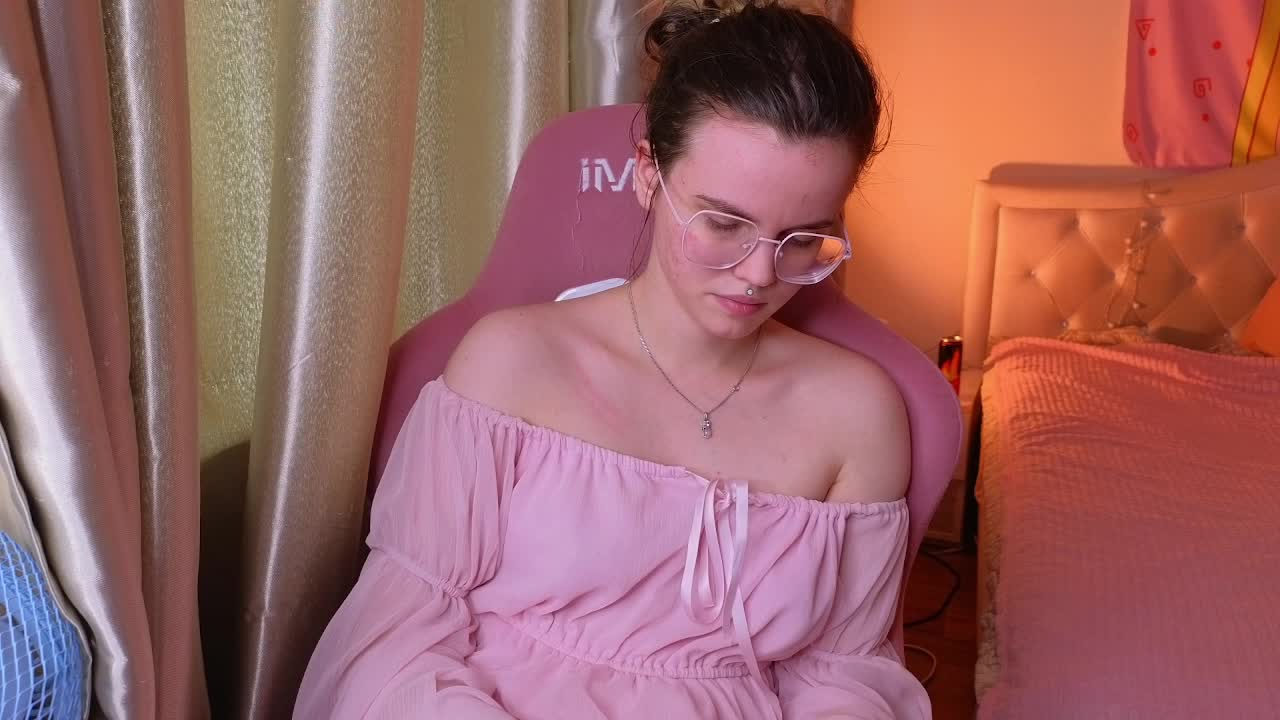 HannaCristal Adult Chat July 10, 2026
