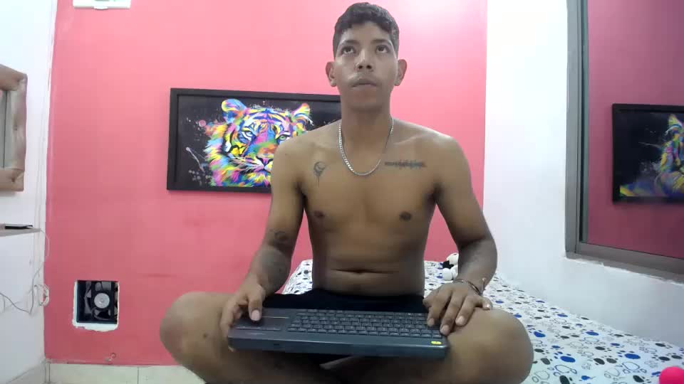 latinosninfomanos Adult Chat July 10, 2026