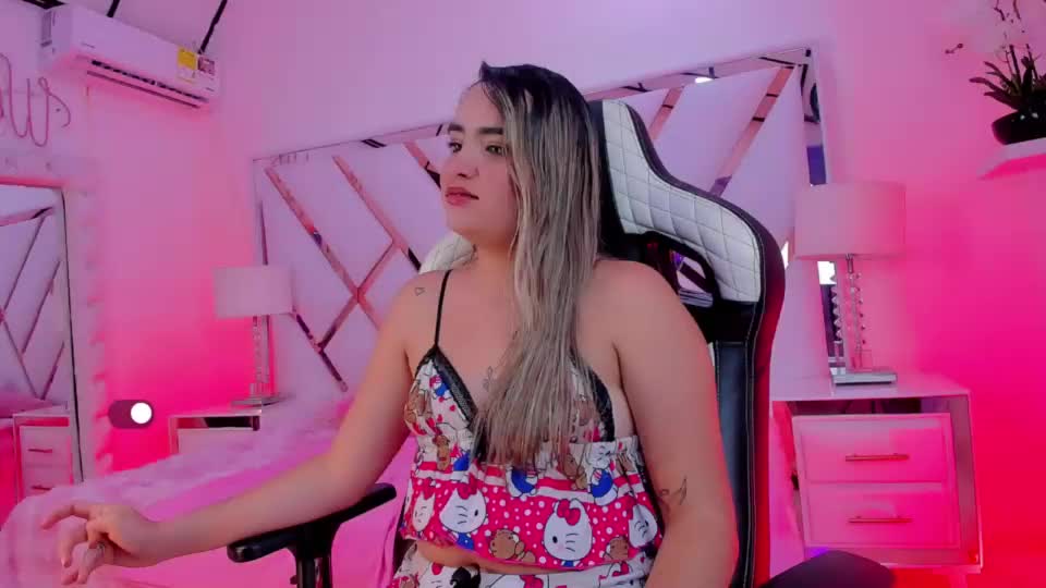 lauren_sofiaa Adult Chat July 10, 2026
