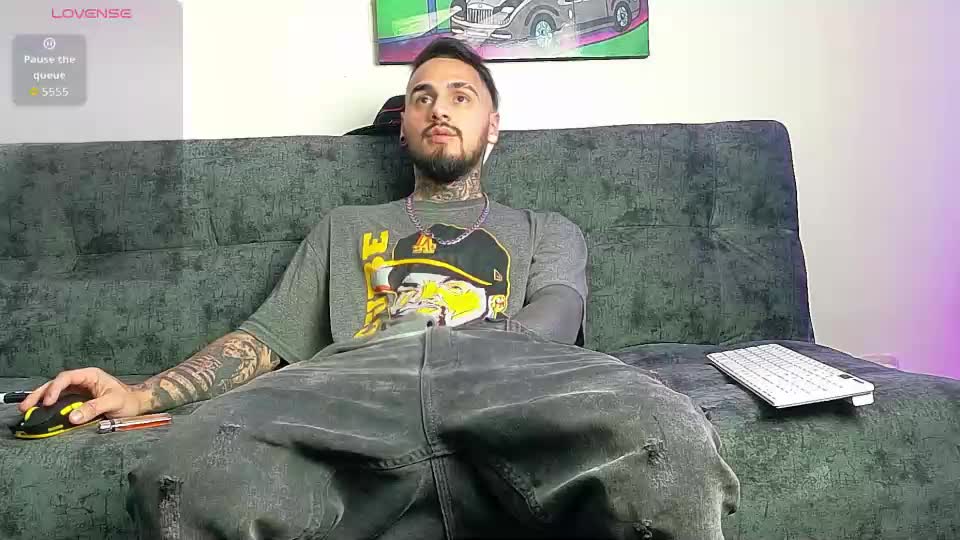 julian_tattoo Adult Chat July 10, 2026