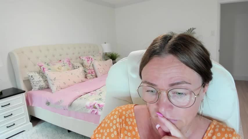Vika73 Adult Chat July 11, 2026